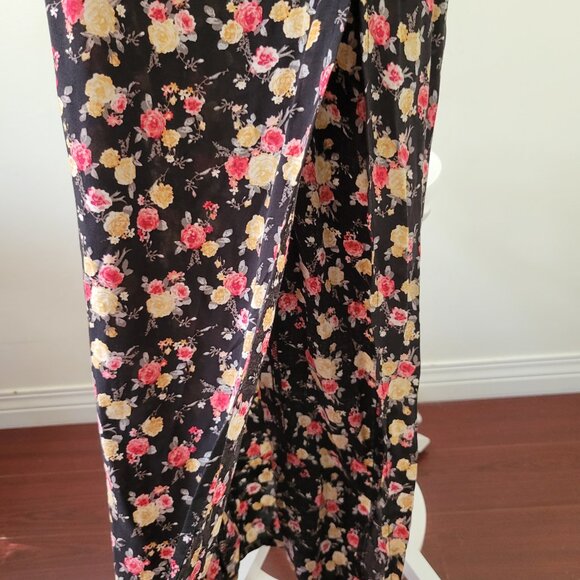 Forever 21 Strappy dress with side slit - Picture 6 of 6